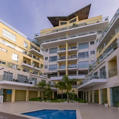 - Comfort & Style By The W/ Sea View *